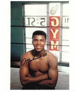 Muhammad Ali Vintage Signed 8x10 Photo
